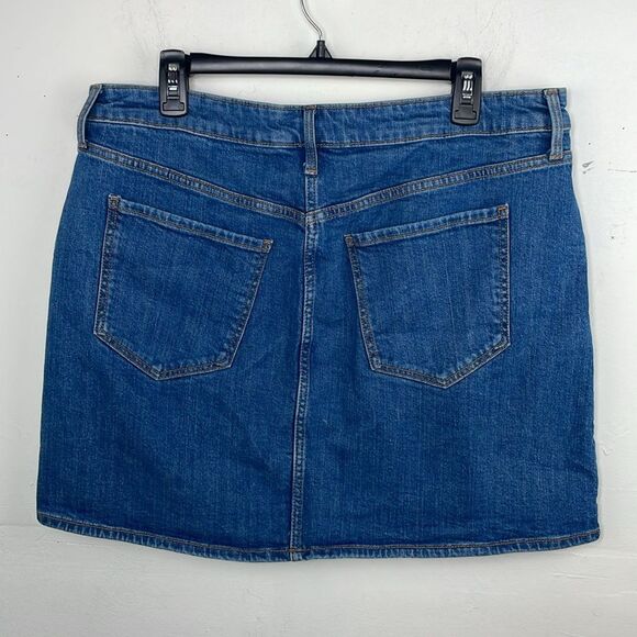 Old Navy Blue Mini Casual Denim Jean distressed skirt size 16 - Picture 4 of 13